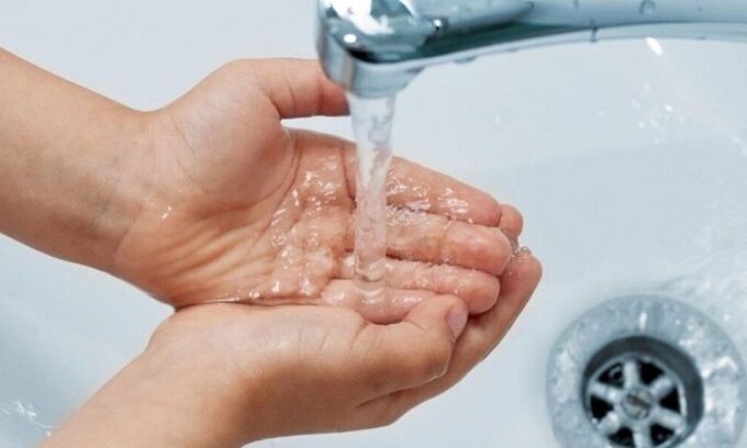 Mencuci tangan untuk mengelakkan jangkitan parasit